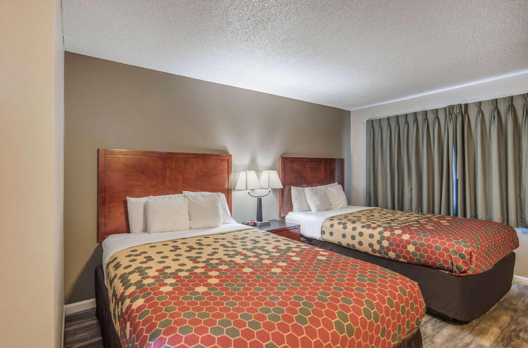 Econo Lodge Inn & Suites Yreka Luaran gambar