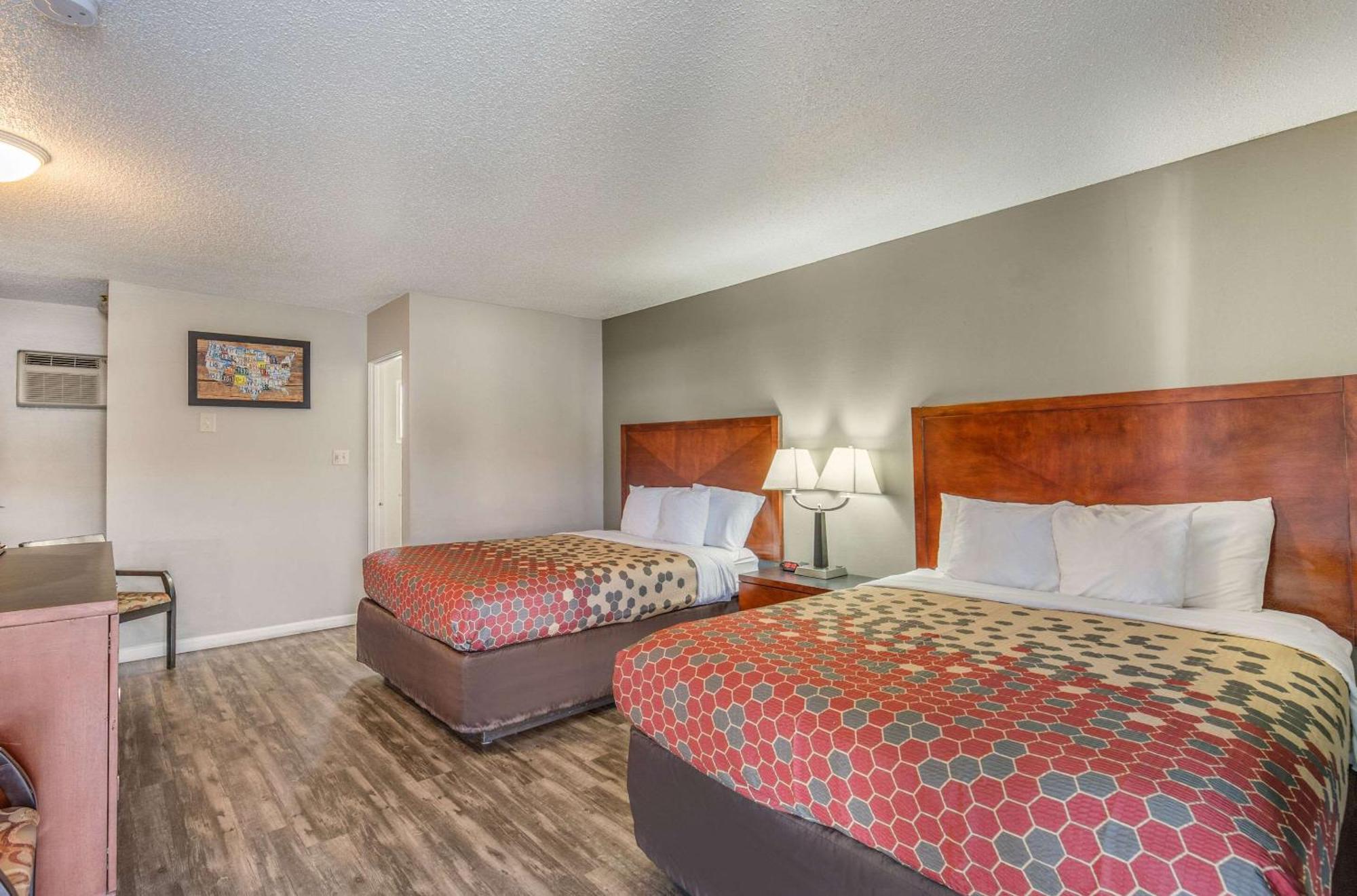 Econo Lodge Inn & Suites Yreka Luaran gambar