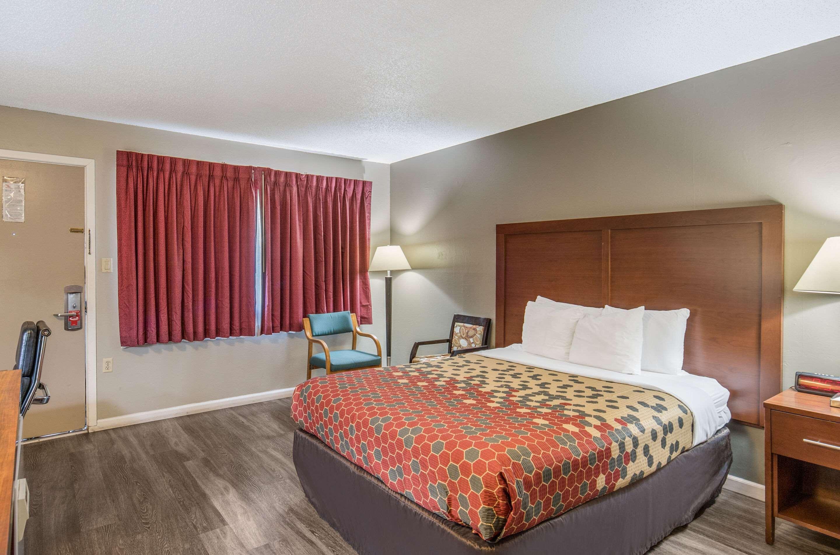 Econo Lodge Inn & Suites Yreka Luaran gambar
