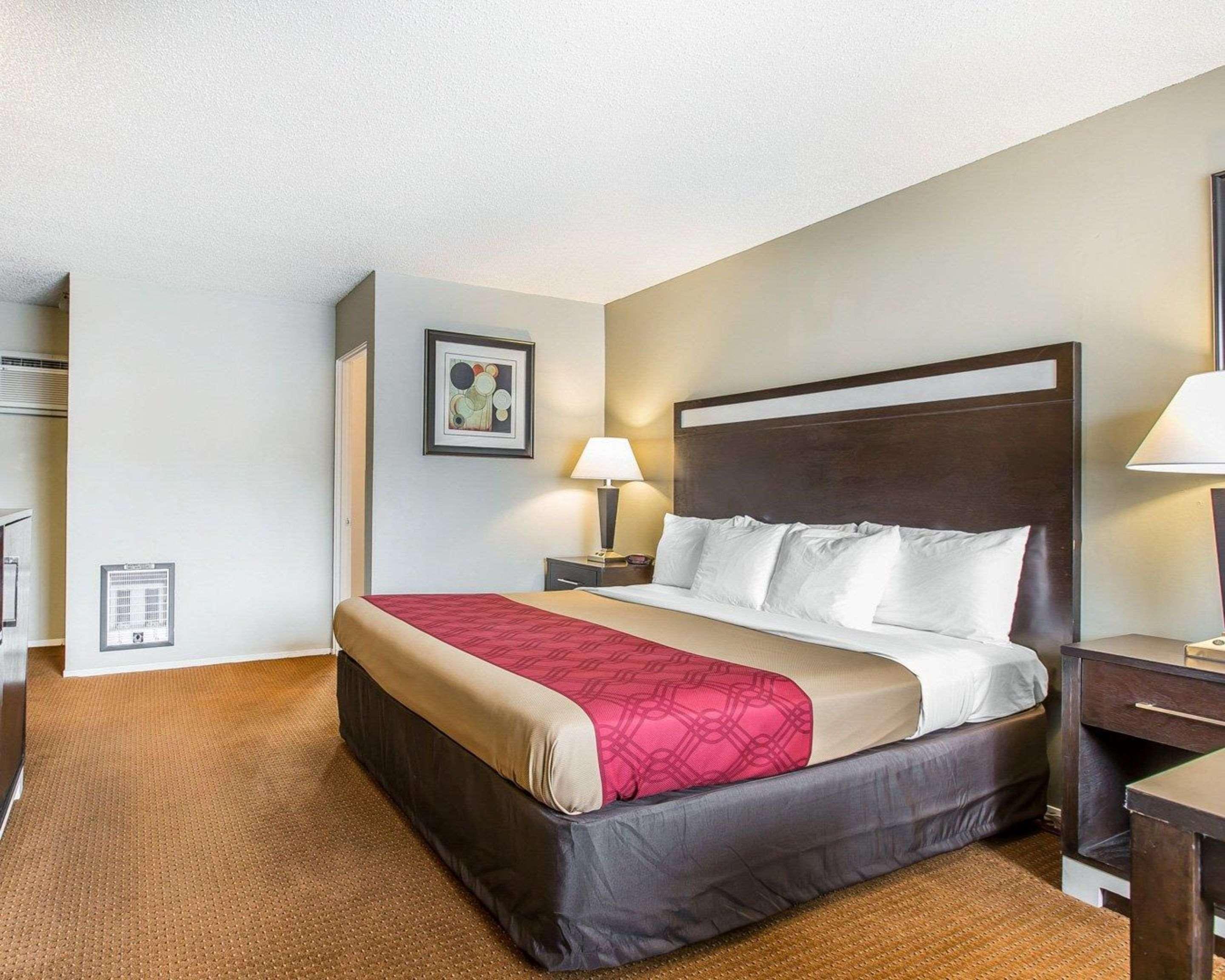 Econo Lodge Inn & Suites Yreka Luaran gambar