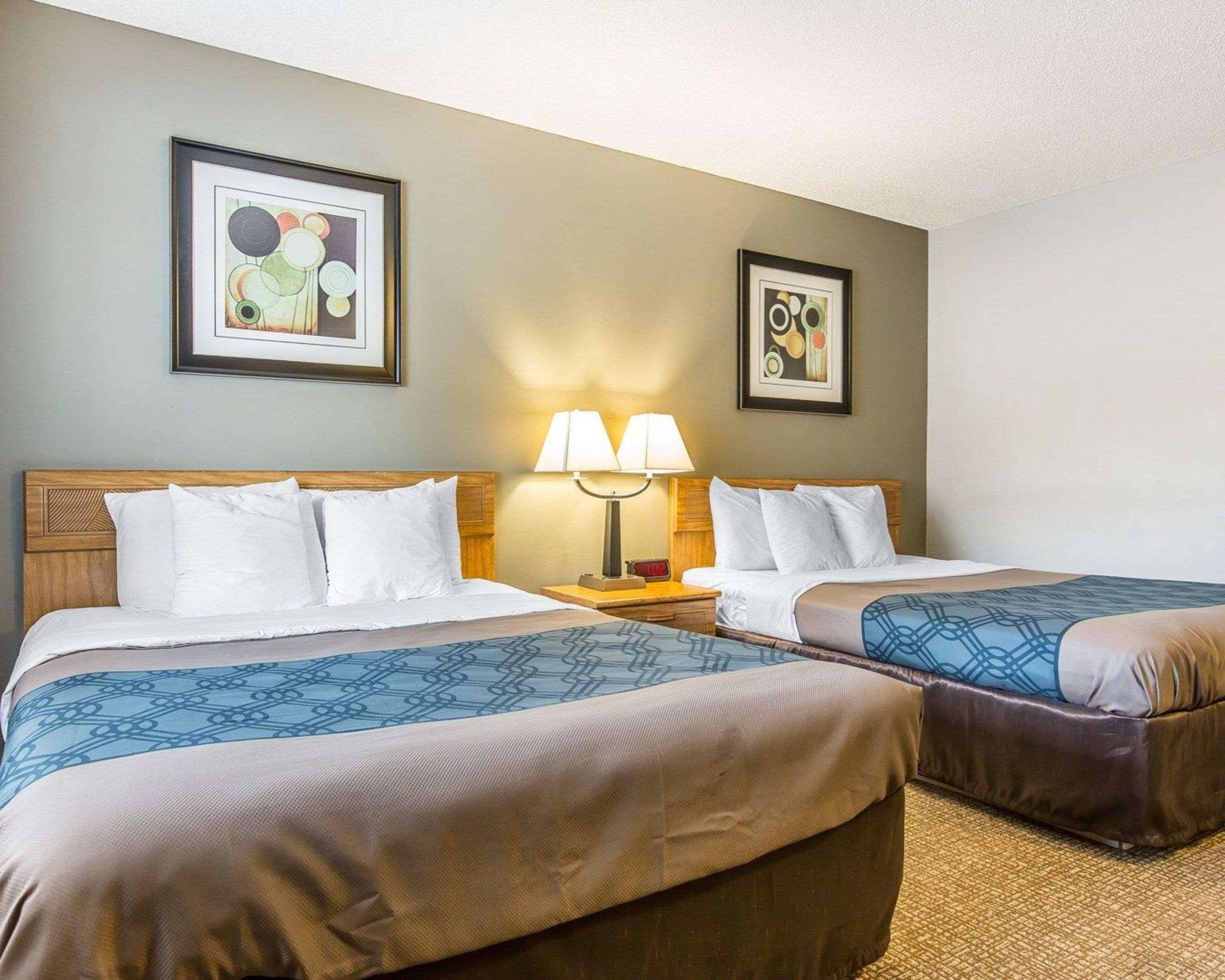 Econo Lodge Inn & Suites Yreka Luaran gambar