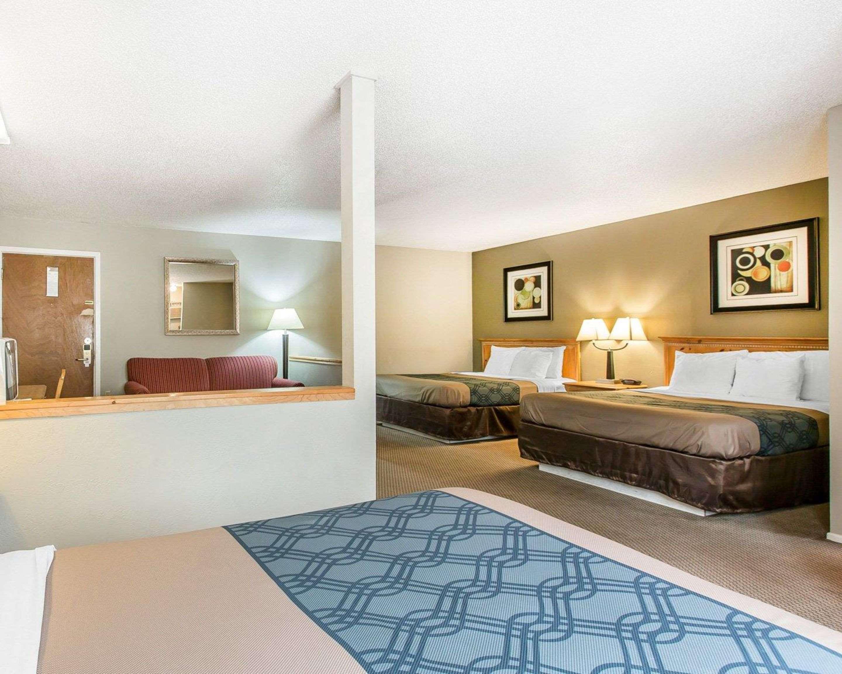 Econo Lodge Inn & Suites Yreka Luaran gambar