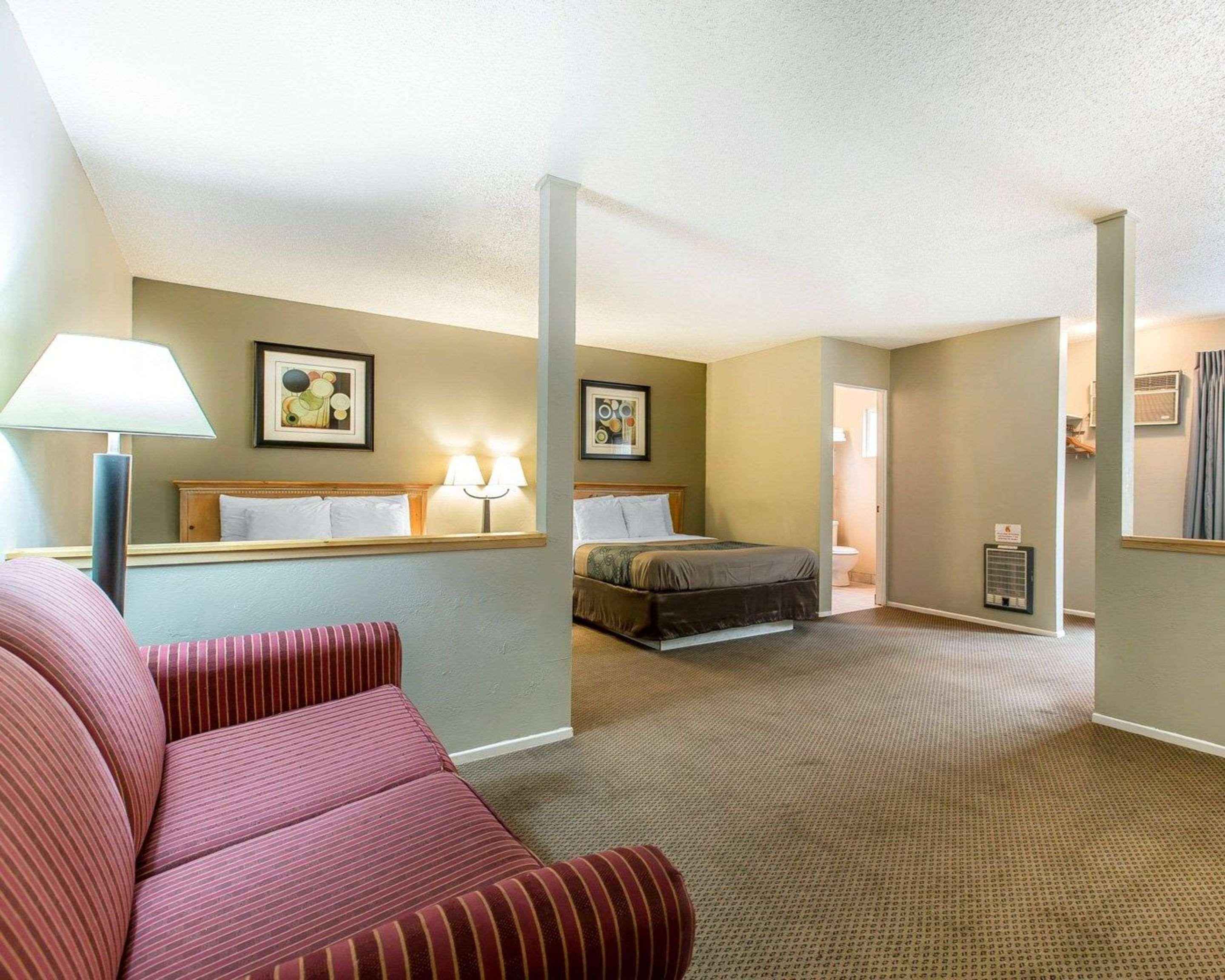 Econo Lodge Inn & Suites Yreka Luaran gambar