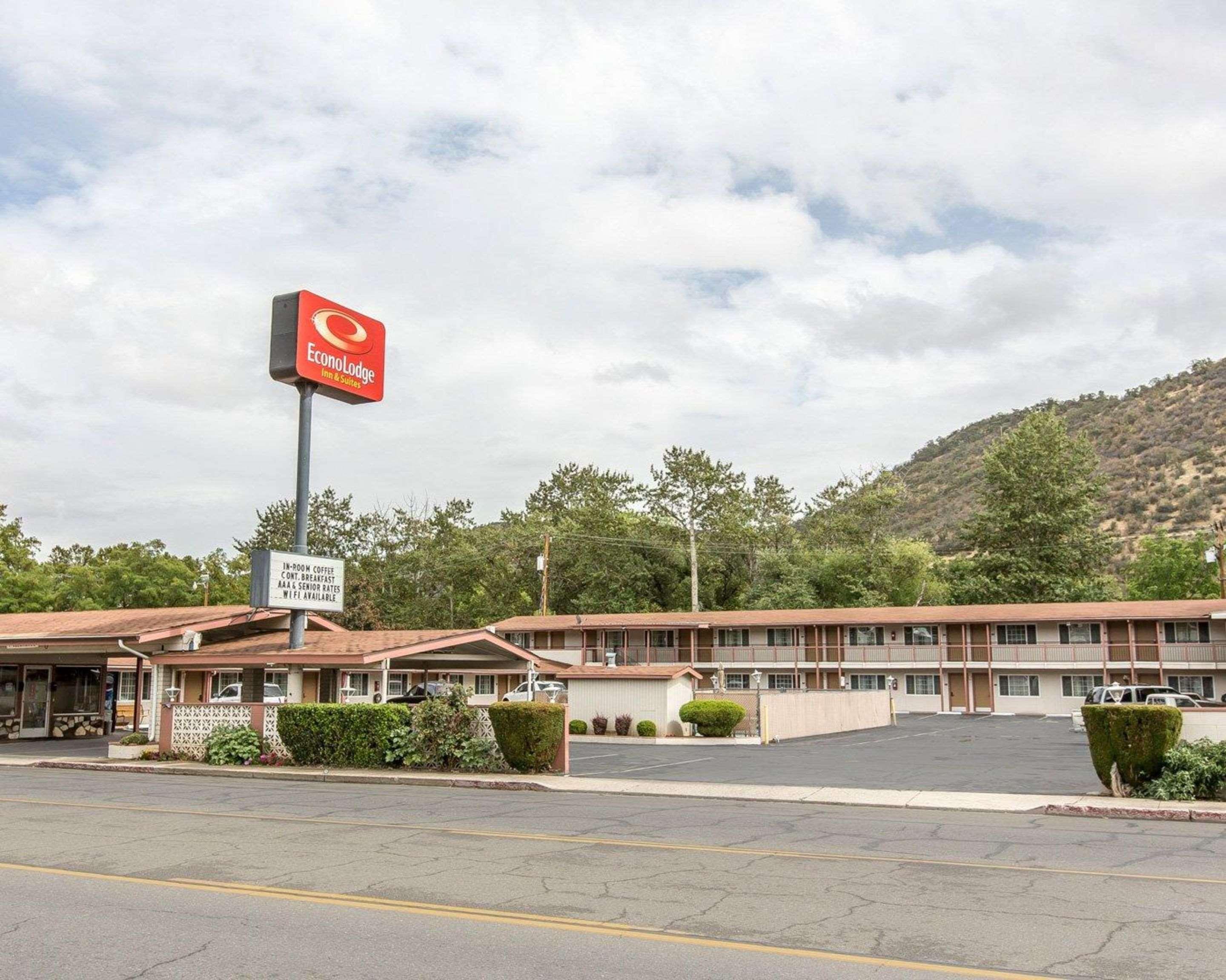 Econo Lodge Inn & Suites Yreka Luaran gambar