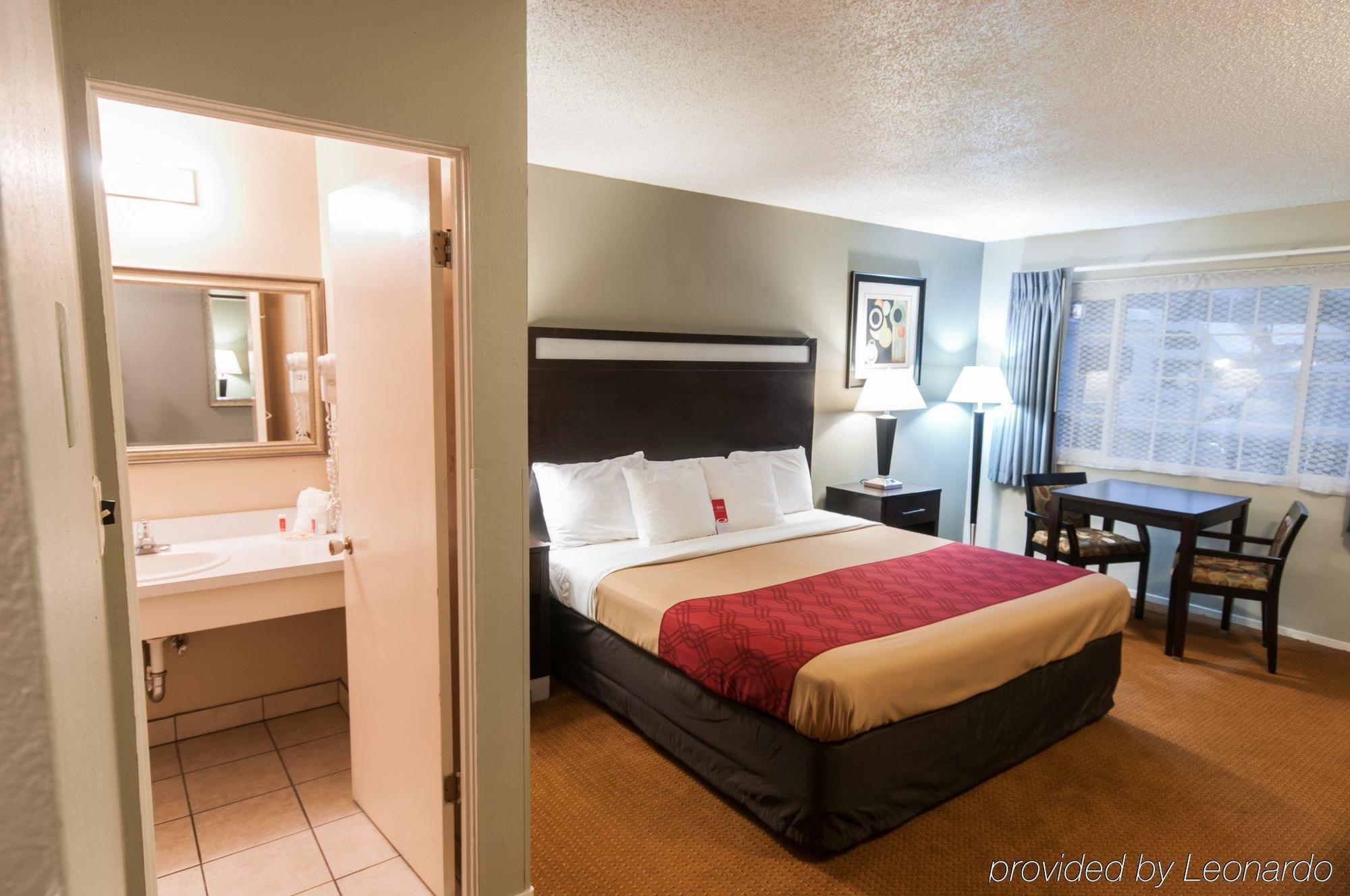 Econo Lodge Inn & Suites Yreka Luaran gambar