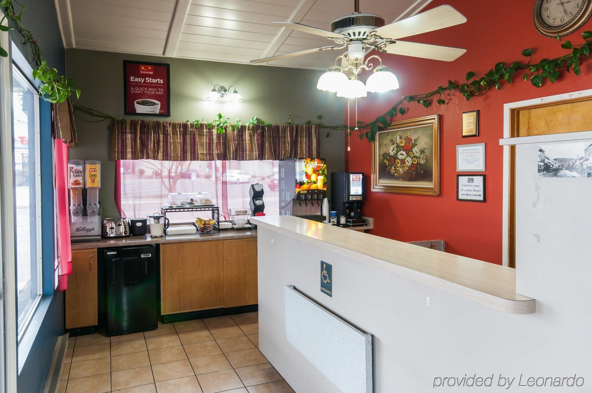 Econo Lodge Inn & Suites Yreka Luaran gambar